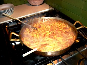 22apr11d Penne al sugo di scamponi