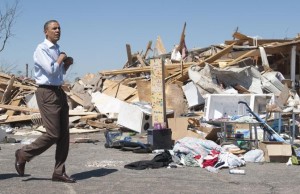 US-POLITICS-OBAMA-TORNADO