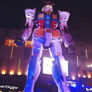 12ago13b Tokyo Giant Gundam by night