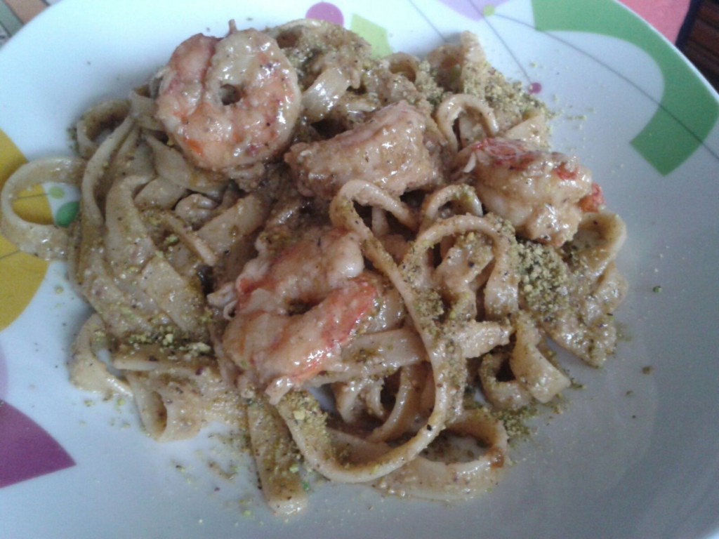 Fam. Gentile 31dic15 Fettuccelle al pistacchio e gamberi